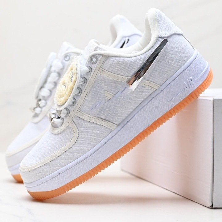 Nike Air Force Sneakers