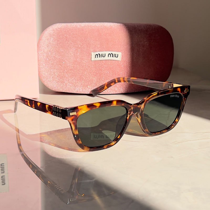 Miu miu sunglasses (40+)