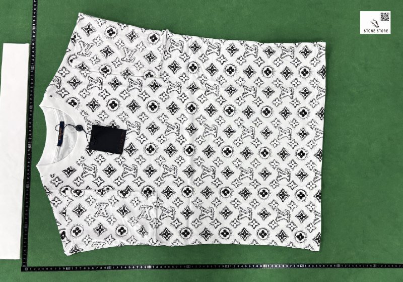 Louis Vuitton t-shirt