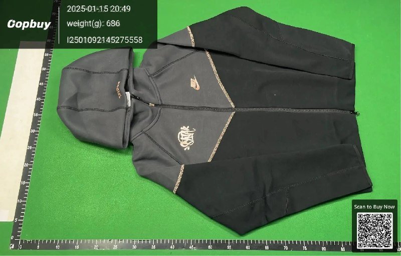 Nike Sportswear Tech Fleece x Central Cee Syna World