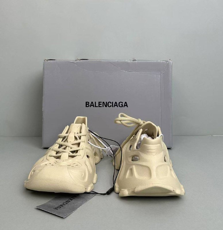 Balenciaga Cargo Sneakers