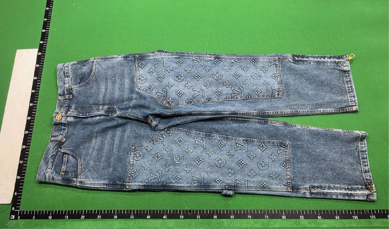 LV Louis Vuitton Jeans pants ( 20 + styles)