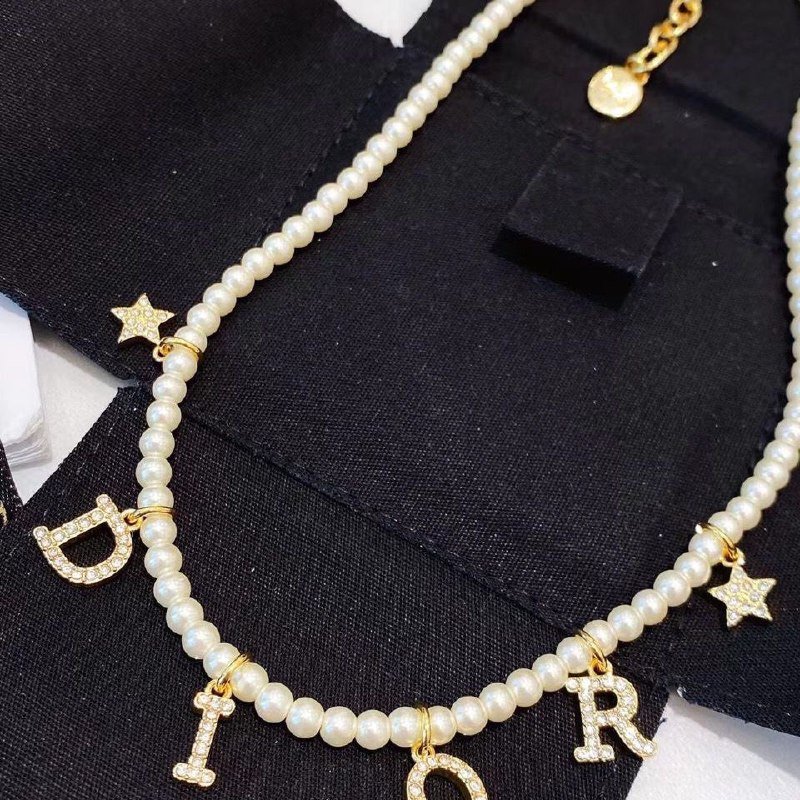 Dior necklace