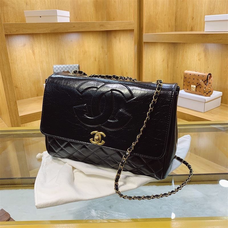 Chanel shoulder bag