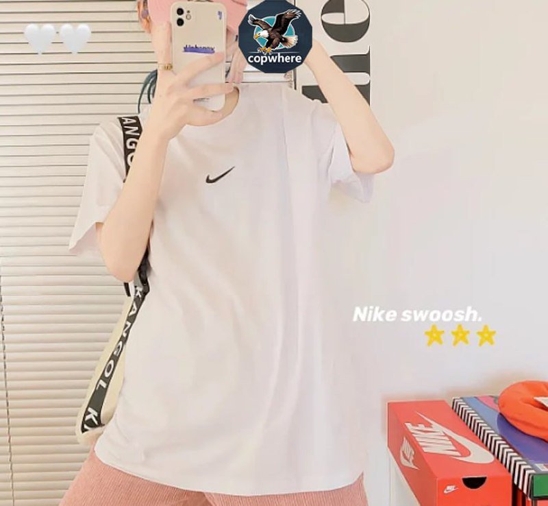 NIKE T-shirt