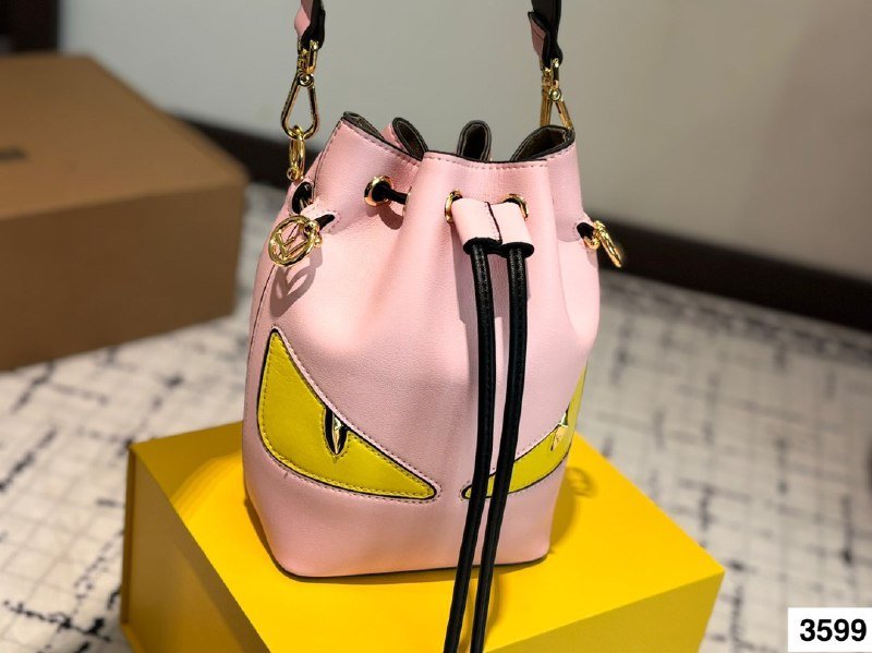 FENDI BAG