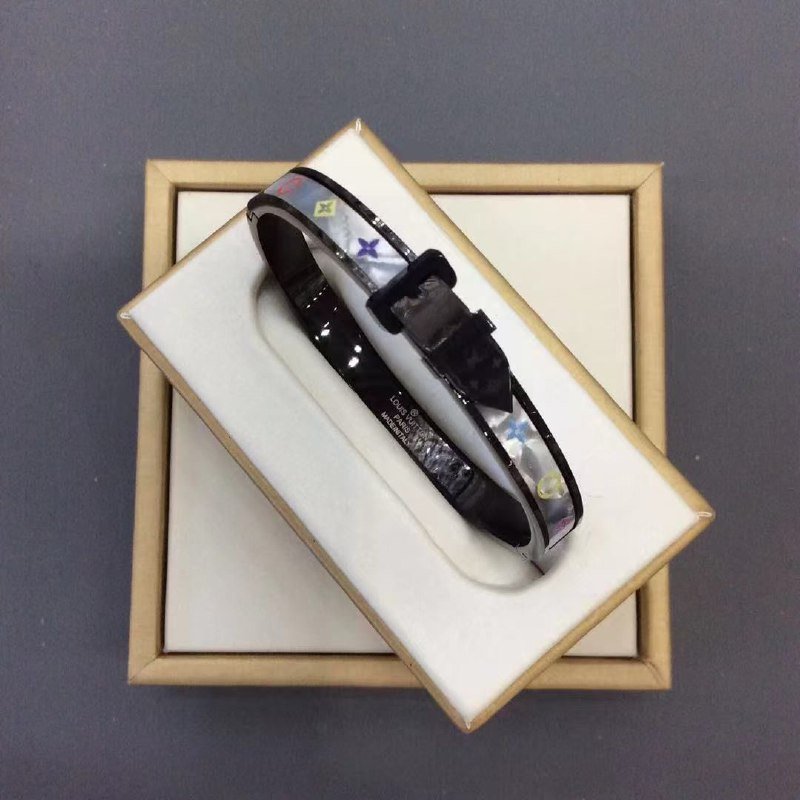 LV Bracelet