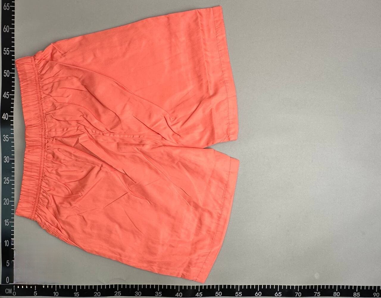 Essential shorts 7494005449