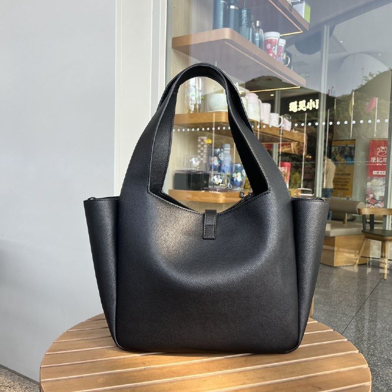 Saint Laurent large capacity bag