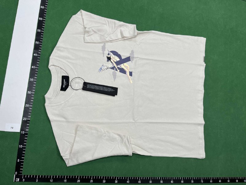 represent T-shiret  (40 CP)